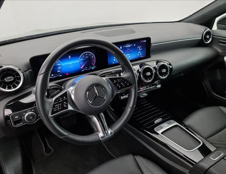 Mercedes-Benz Třídy A 9
