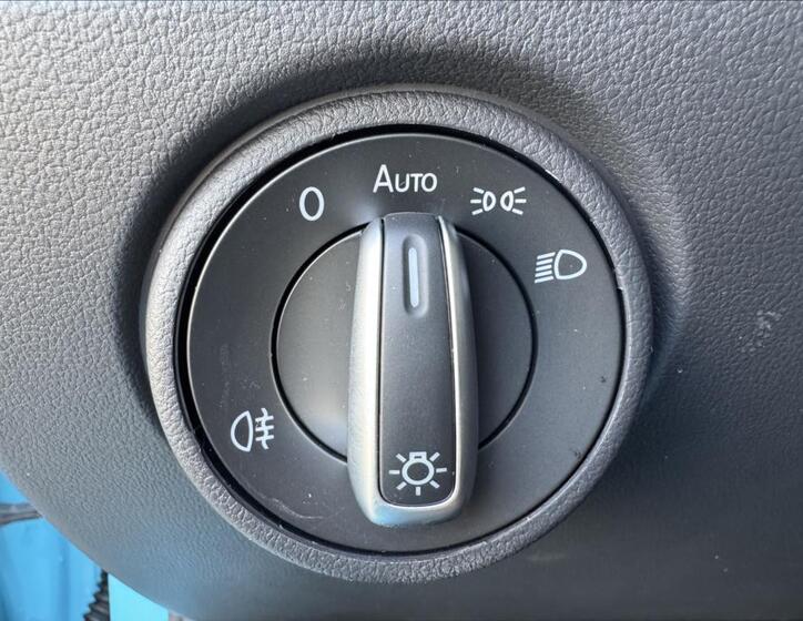 Volkswagen e-up! 29