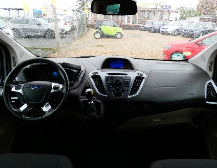 Ford Transit Custom 7