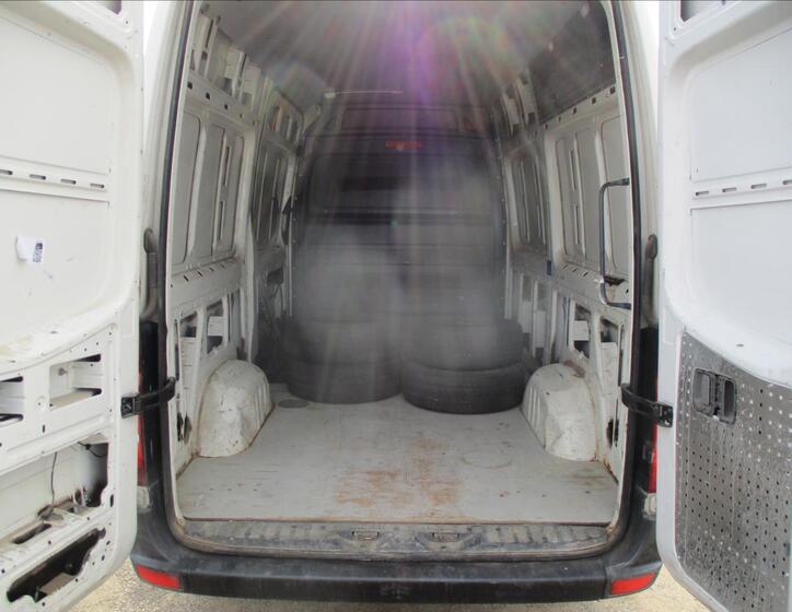 Volkswagen Crafter 23