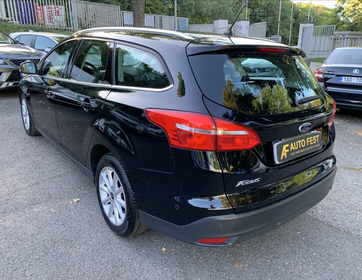 Ford Focus 8