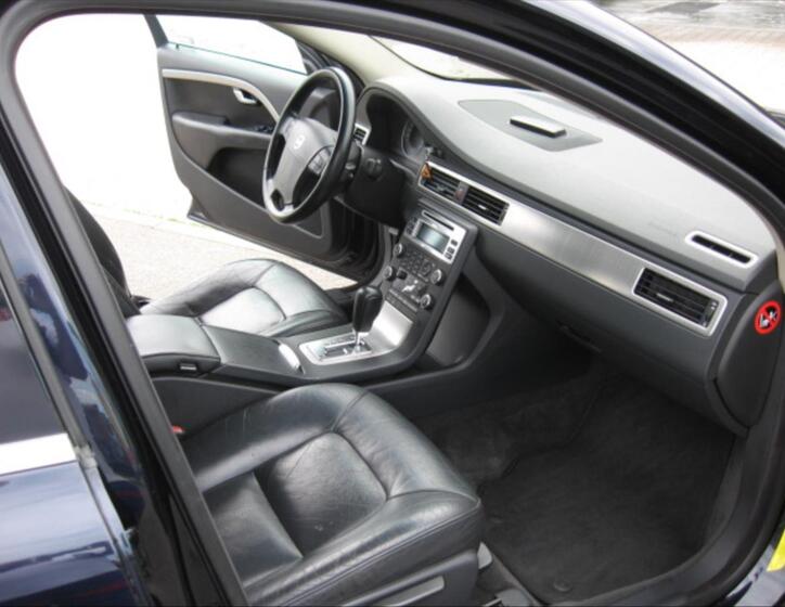 Volvo S80 11