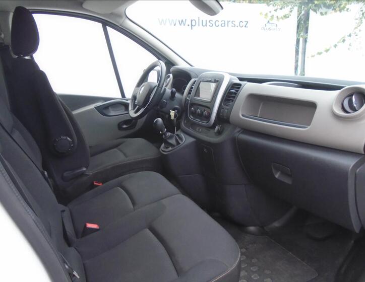 Renault Trafic 7