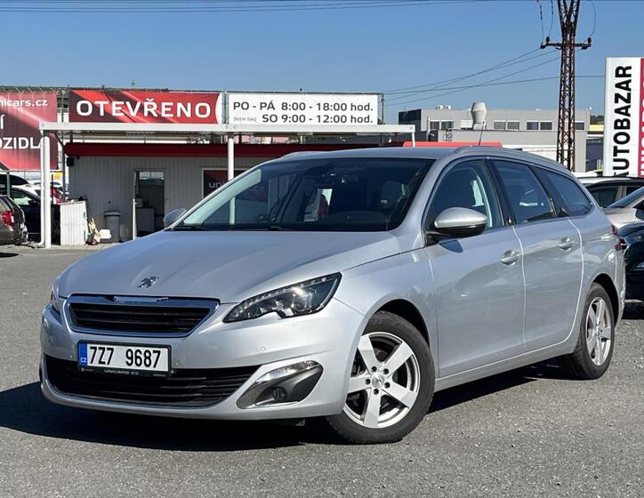 Peugeot 308 1