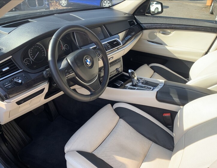 BMW Řada 5 12