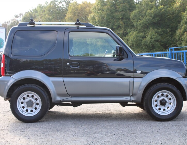 Suzuki Jimny 4