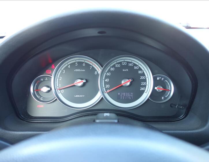Subaru Legacy 25