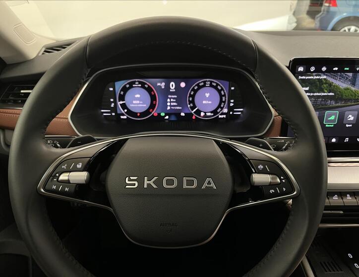 Škoda Octavia 16
