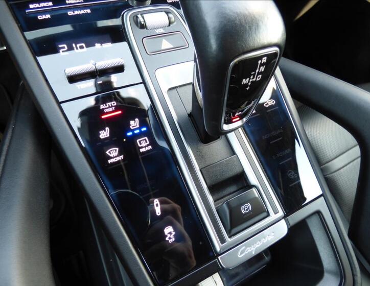 Porsche Cayenne 47