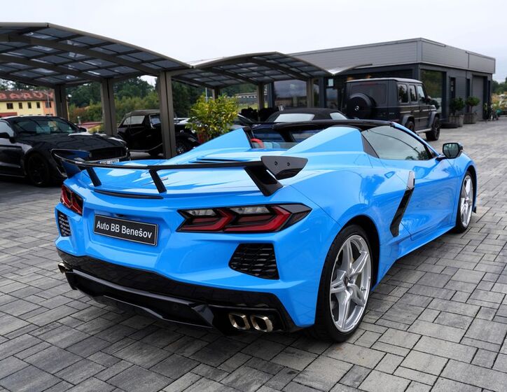 Chevrolet Corvette 12