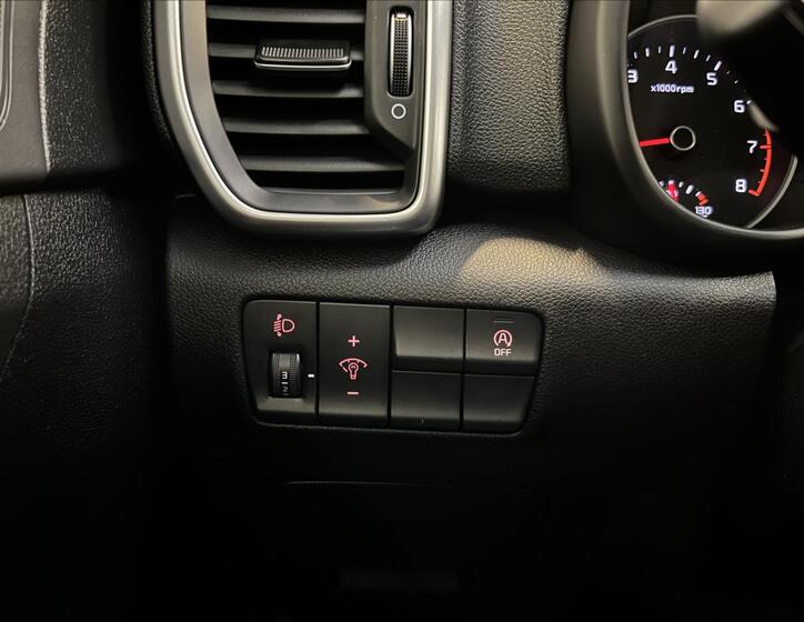 KIA Sportage 16