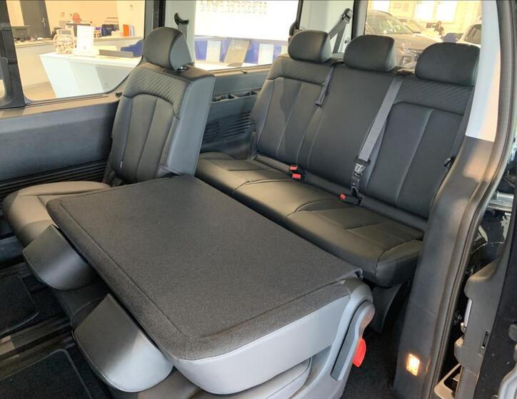 Hyundai Staria 13