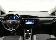 Toyota Auris 15