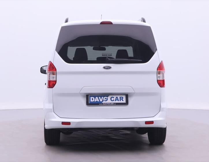 Ford Tourneo Courier 6