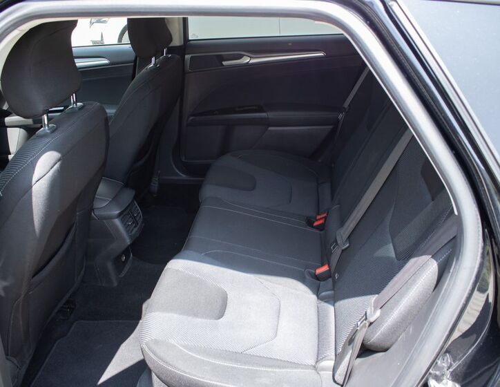 Ford Mondeo 19