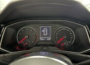 Volkswagen T-Roc 10