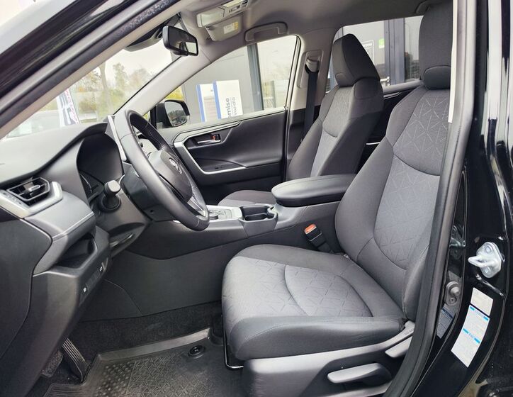 Toyota RAV4 15