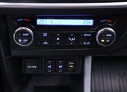 Toyota Auris 23