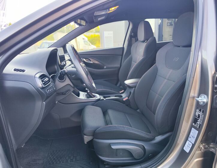 Hyundai i30 14