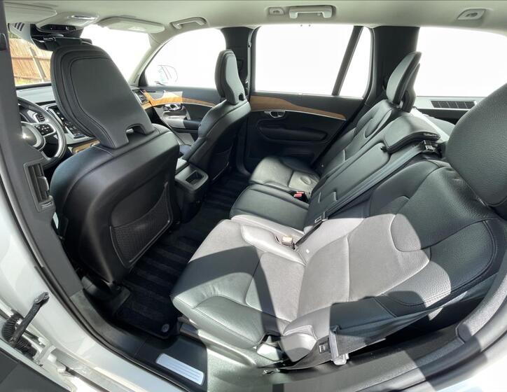 Volvo XC90 15