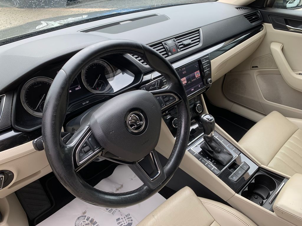 Škoda Superb