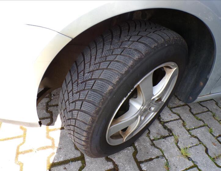 Volkswagen Golf 31