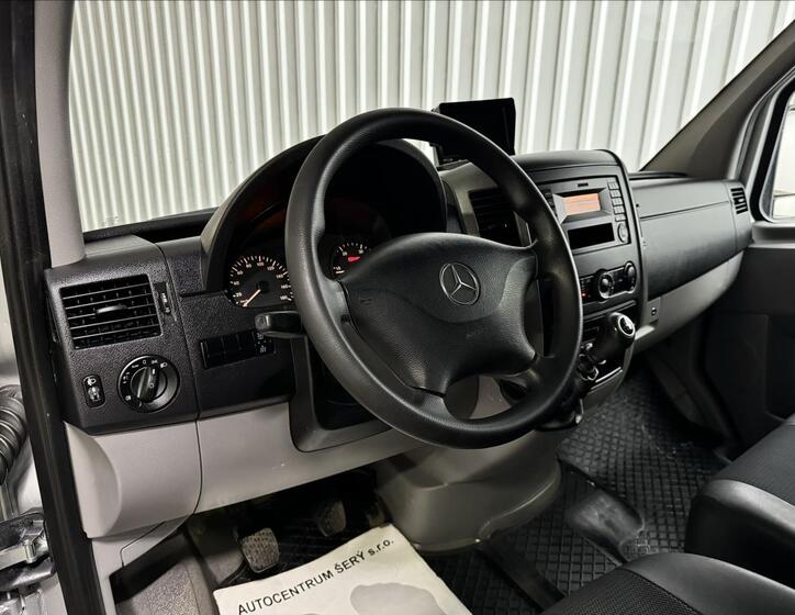 Mercedes-Benz Sprinter 18