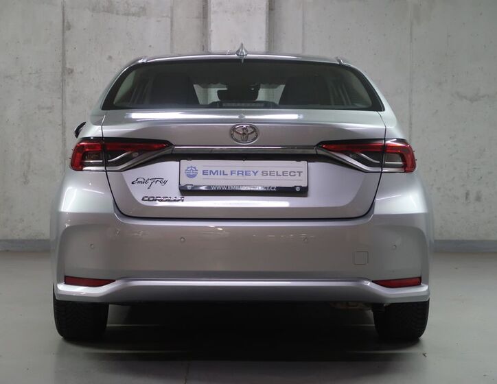 Toyota Corolla 6