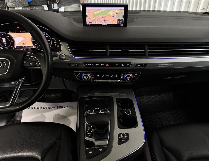 Audi Q7 20