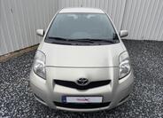 Toyota Yaris 6