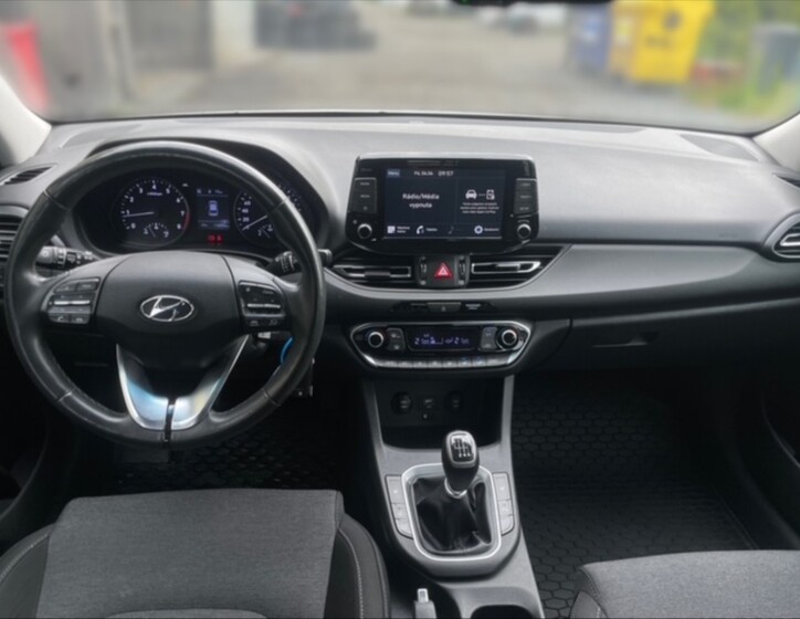 Hyundai i30 9