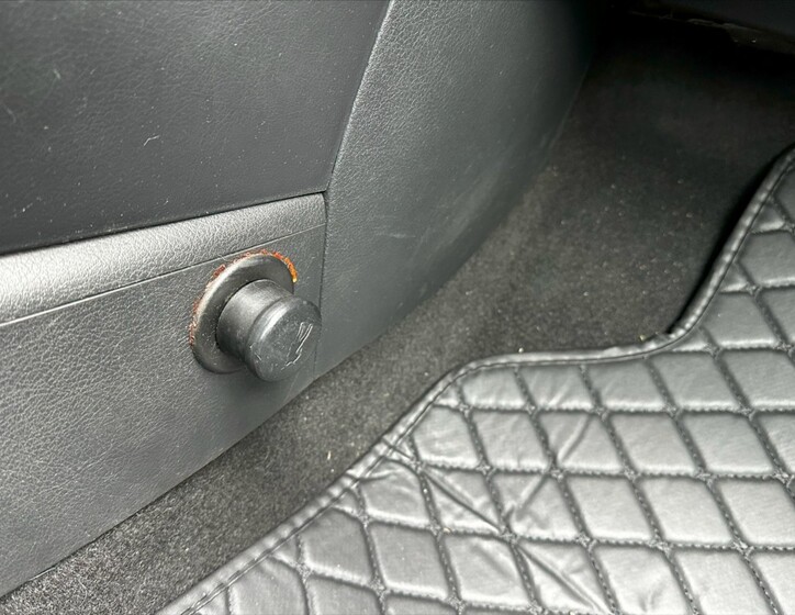 Peugeot 207 26