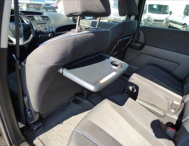 Mazda 5 33