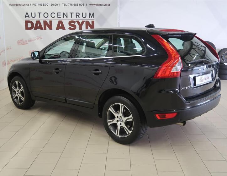 Volvo XC60 6