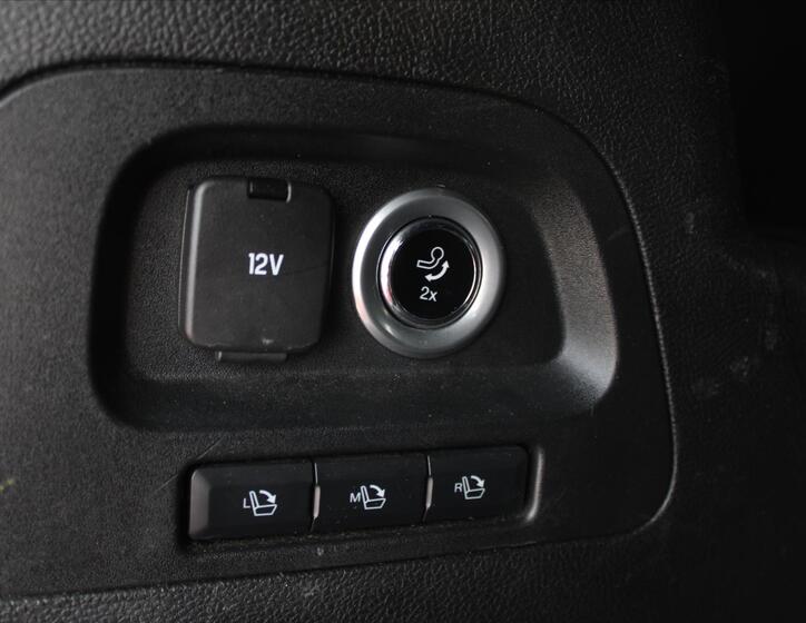 Ford S-MAX 13