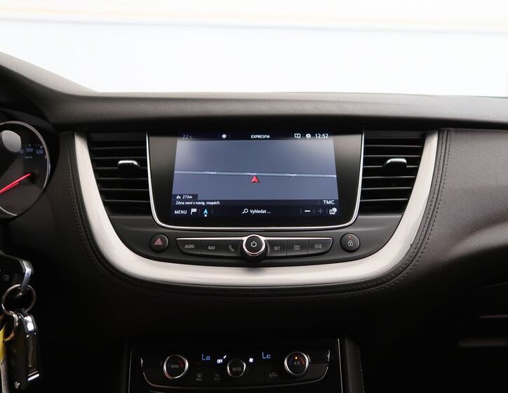 Opel Grandland X 23
