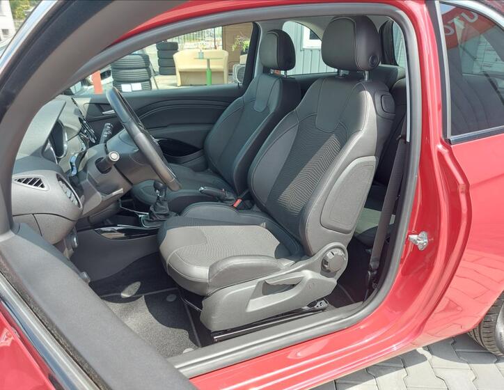Opel Adam 10