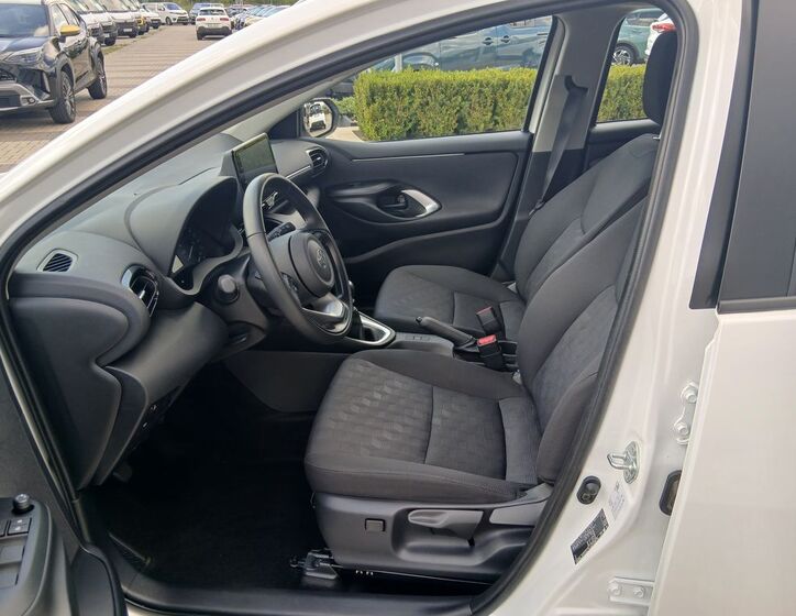 Toyota Yaris 10