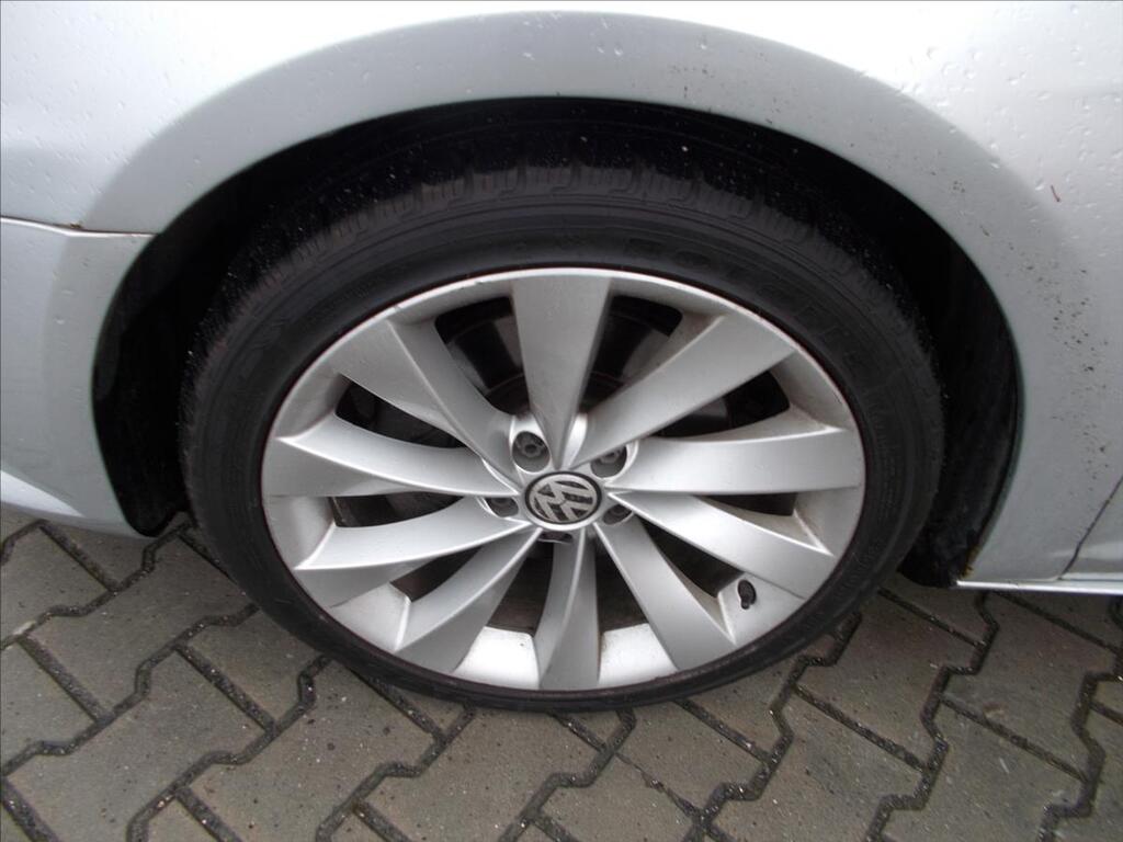 Volkswagen Passat CC 6
