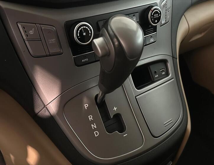 Hyundai H 1 18