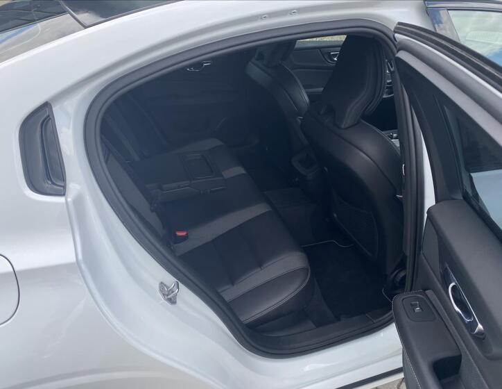 Volvo S60 12