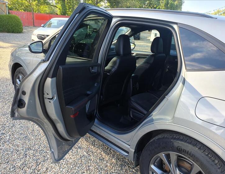 Ford Kuga 13