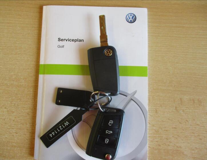 Volkswagen Golf 26