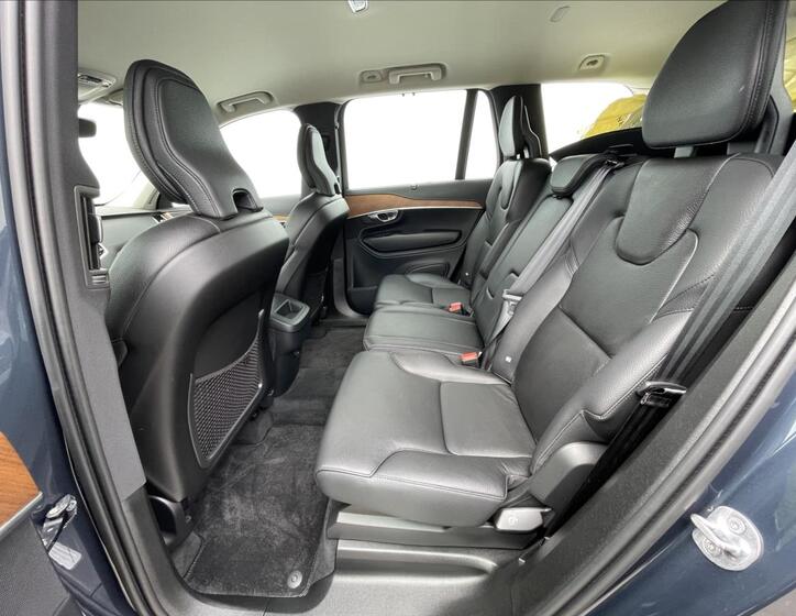 Volvo XC90 15