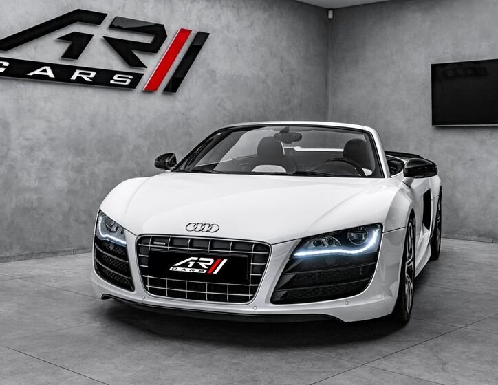 Audi R8 4