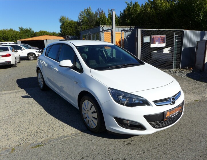 Opel Astra 4