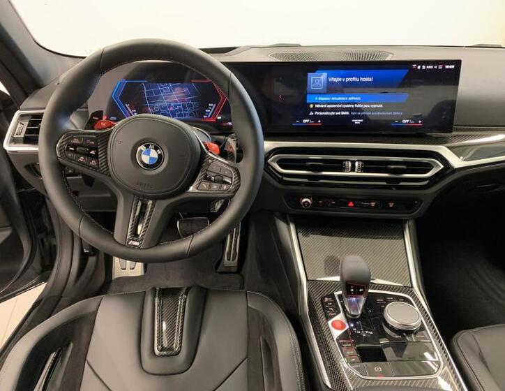 BMW M4 8