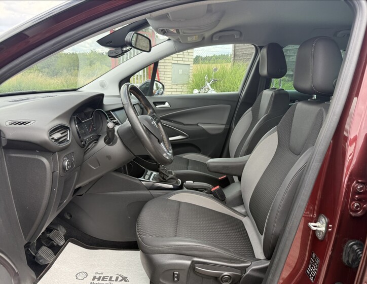 Opel Crossland X 9