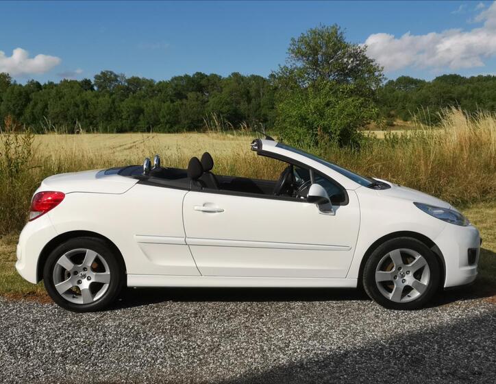 Peugeot 207 31
