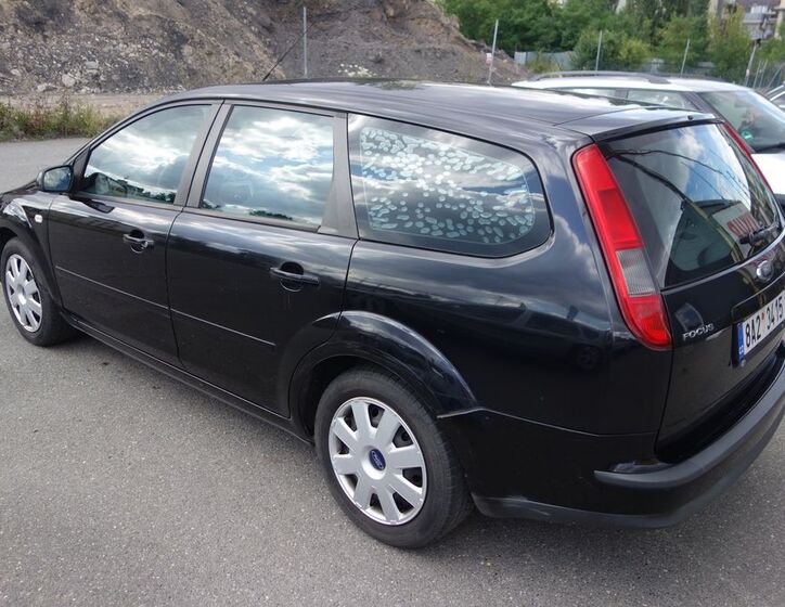 Ford Focus 8